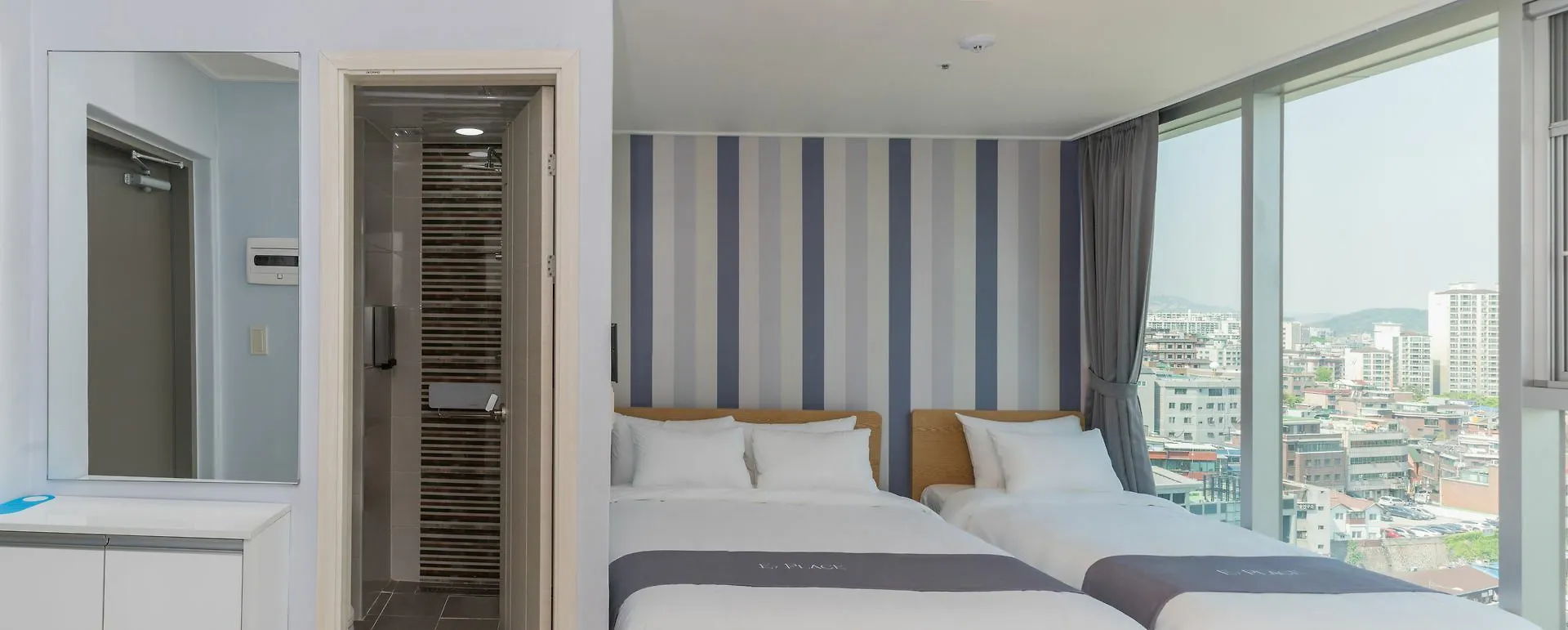 ** Hotel E Seven Place Seoul South Korea