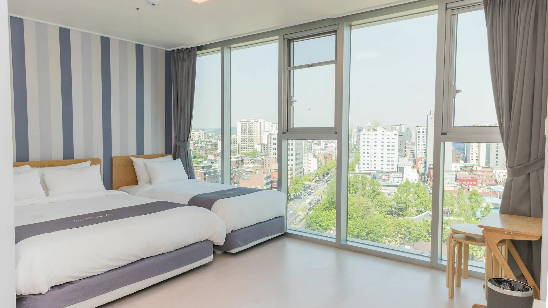 E Seven Place Seoul